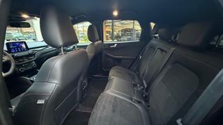 ford-kuga-2.5-phev-st-line---trekha