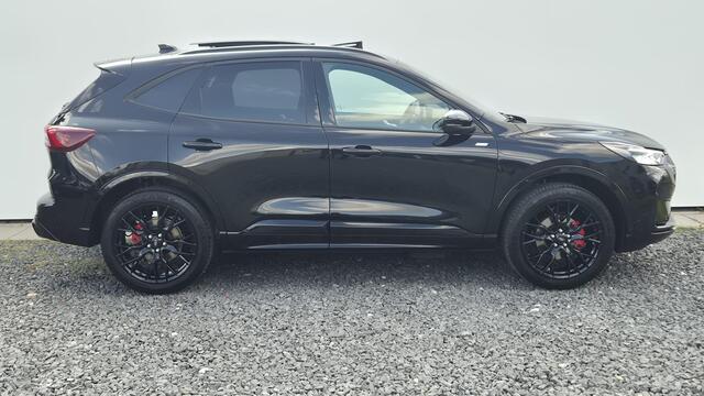 Ford KUGA 2.5 PHEV ST-Line X Binnenkort verwacht - Black Pack - Panorama Dak - Winter Pack - 360 Camera - AGR Stoelen -Rode remklauwen - Zeer compleet
