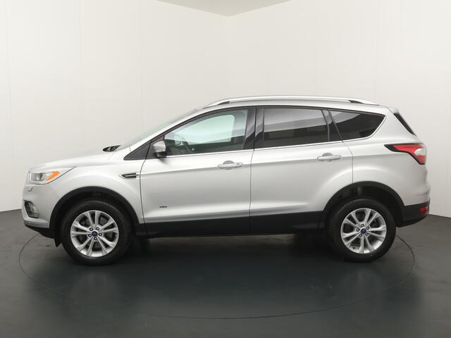 Ford KUGA 1.5 Titanium 4WD 182PK | Trekhaak | Winter pack | BLIS | Cruise | Camera | Navi |