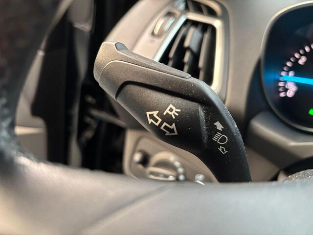 Ford KUGA 1.5 EcoBoost ST Line