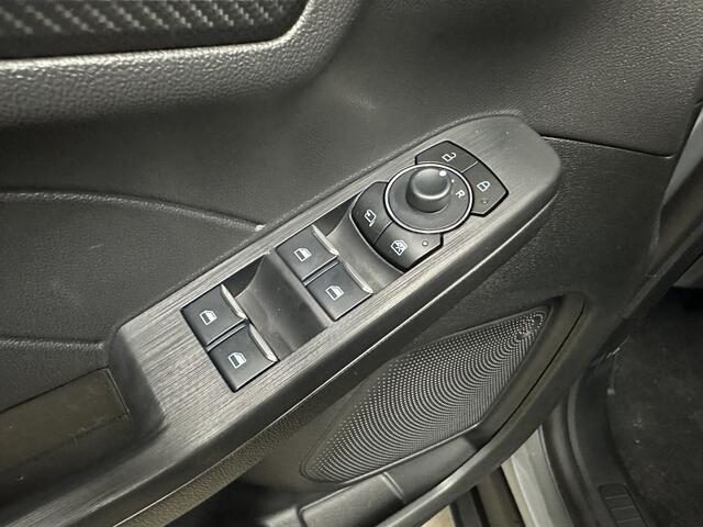 Ford KUGA 2.5 PHEV ST-Line 243pk | Elek. Panodak | Elek. Trekhaak | Winter-pakket | 19" |