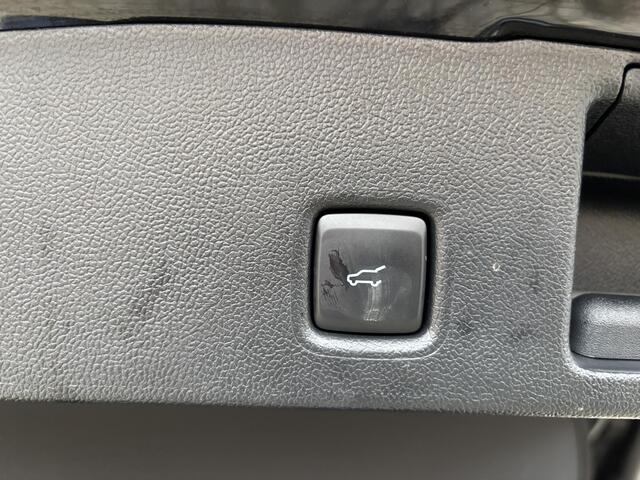 Ford KUGA 2.5 PHEV ST-Line X 243pk | Nieuw Model! | Adaptive Cruise control | AGR-stoelen | Winter Pack | Bang&Olufsen | 2.100 kg trekgewicht