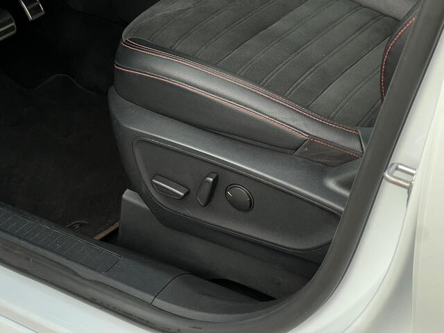 Ford KUGA 2.5 PHEV ST-Line X NL AUTO | ELEKTR KLEP | PANO | STUURWIEL VERW | STOELVERW |