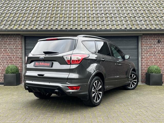 Ford KUGA 1.5 ST-Line Winterpack Led Trekhaak 2000Kg Camera Keyless