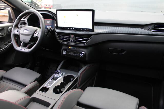 Ford KUGA 2.5 PHEV ST-Line X | Panoramadak | Trekhaak | BLIS | B&O | Full Options