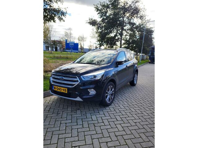 Ford KUGA 1.5 EcoBoost 150 PK Titanium | Trekhaak | Camera | Navigatie | Navigatie | Winterpakket | PDC V+A | Cruise Control