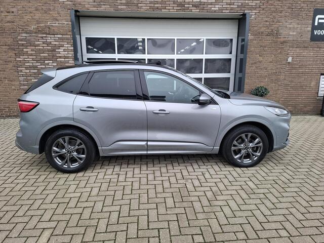 Ford KUGA 2.5 PHEV ST-Line