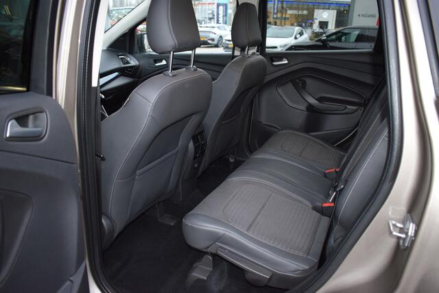 Ford KUGA 1.5 EcoBoost Titanium | Trekhaak | Stoel+ Stuurwielverwarming | Camera | Adaptive Cruise Control |