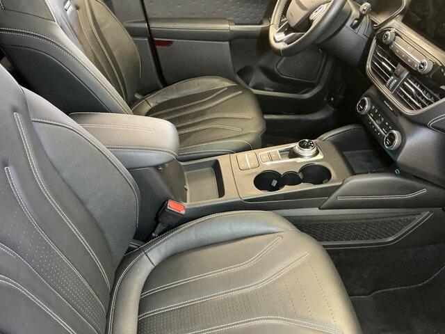 Ford KUGA 2.5 PHEV Vignale | Weg/Uitklapbare Trekhaak (Elektrisch bedienbaar) | Panoramadak | Adaptive cruise control | Winter Pack | Dodehoeksensoren | Camera | Head up Display