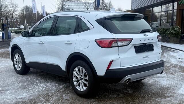 Ford KUGA 2.5 PHEV TITANIUM / Trekhaak + Winter pack