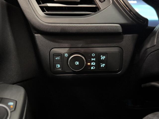 Ford KUGA PHEV 243pk ST-Line X Panoramadak Winter Techno pack AGR Stoelen 19" LM velgen HUD Fabrieksgarantie