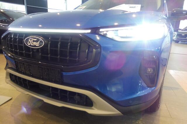 Ford KUGA 2.5 PHEV Active X Panoramadak Trekhaak bomvol nw 56.000,- garantie tot 2029