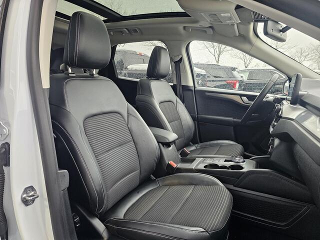 Ford KUGA 2.5 PHEV Titanium X | Panoramadak | Adaptive cruise control | Winter Pack | Achteruitrijcamera | Dubbele wielset