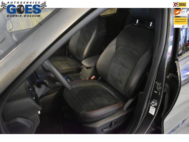 Ford KUGA Plug-In Hybrid ST-Line X