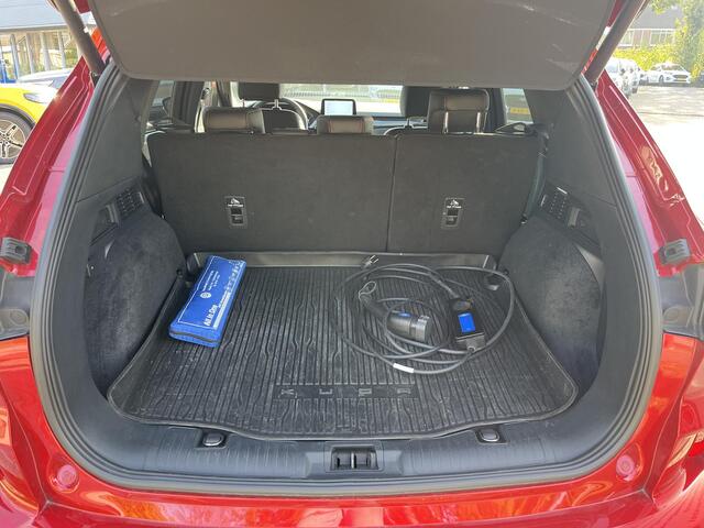 Ford KUGA 2.5 PHEV ST-Line X 225pk | Winter Pack | 20 inch velgen | Achteruitrijcamera | Bang&Olufsen