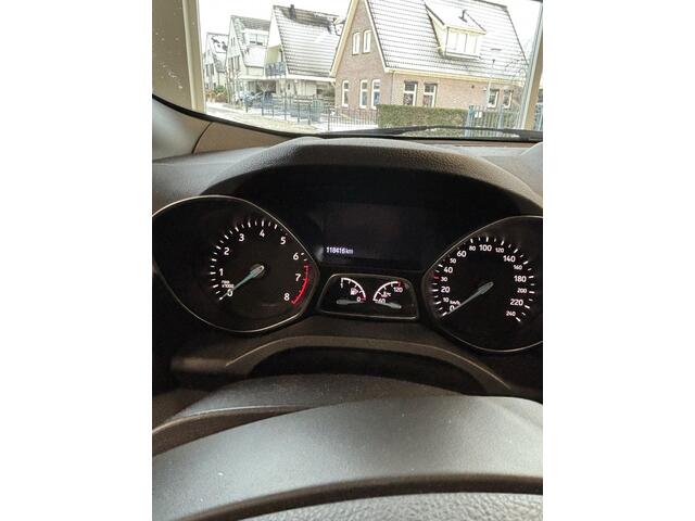 Ford KUGA 1.5 EcoB. ST Line