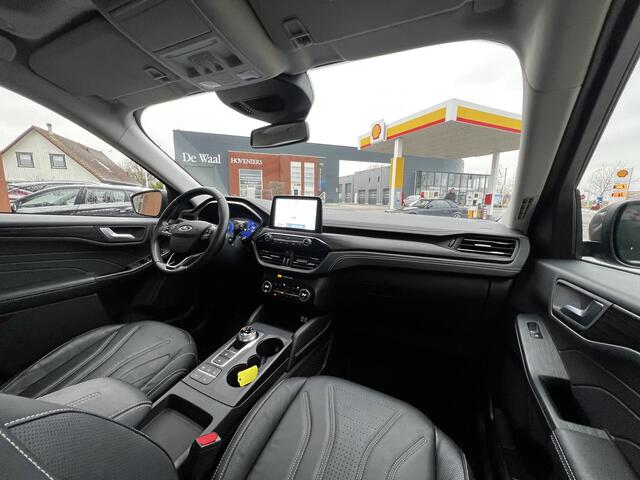 Ford KUGA 2.5 PHEV Vignale 225 pk | Electrisch wegklapbare trekhaak | 20 inch Lm velgen | Full options