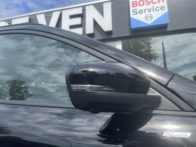 Ford KUGA 2.5 PHEV ST-Line X 243pk e-CVT Automaat | Black Package | E-Trekhaak | Technology Pack | 19'' | Winter Pack | Head-Up | AGR-stoelen | etc. etc.