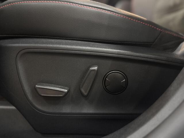 Ford KUGA PHEV ST-Line X Panoramadak Trekhaak Full Options Winter Parking Dodehoek B&O HUD NL-Auto