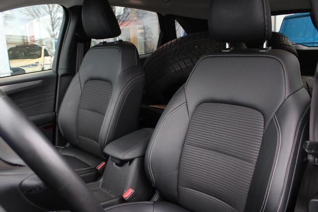 Ford KUGA 2.5 PHEV Titanium X | Trekhaak | Adaptive Cruise | Stoel + Stuurverwarming | Climate Control | Camera |