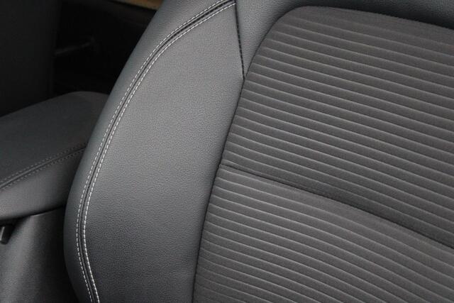 Ford KUGA 2.5 PHEV Titanium X | Trekhaak | Adaptive Cruise | Stoel + Stuurverwarming | Climate Control | Camera |