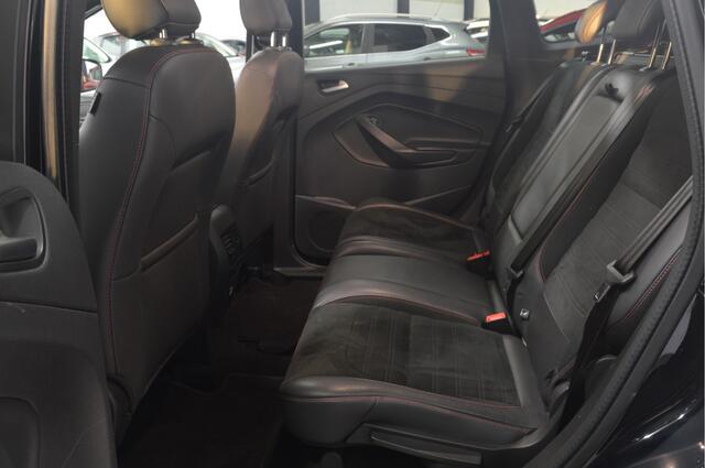 Ford KUGA 1.5 EcoBoost ST Line AWD // CLIMA // NAVI // CARPLAY // STUUR&STOELVERWARMING // TREKHAAK // 4x4 //