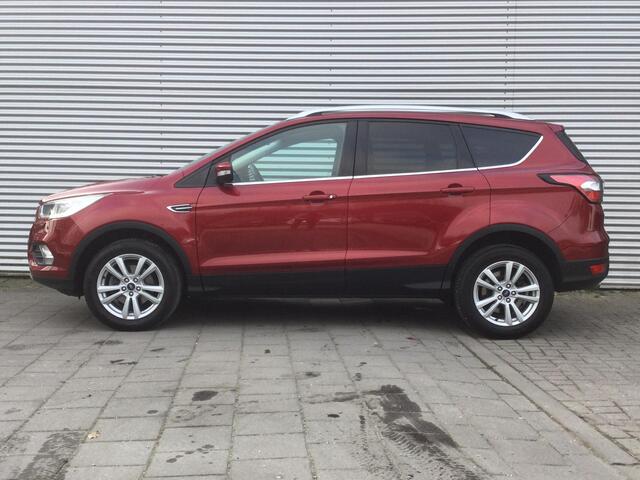 Ford KUGA 1.5 EcoBoost Titanium | Trekhaak | Stoelverwarming | PDC | Navi |