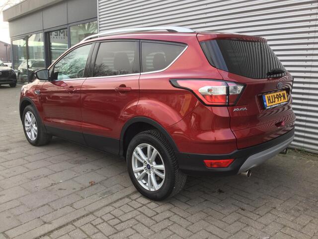 Ford KUGA 1.5 EcoBoost Titanium | Trekhaak | Stoelverwarming | PDC | Navi |