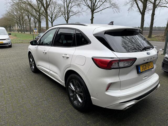 Ford KUGA 1.5 EcoB. ST-Line X