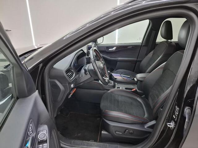 Ford KUGA 150pk ST-Line X Panoramadak Trekhaak Ad. Cruise Camera Winter Parking Dodehoek HUD Dealeronderhouden