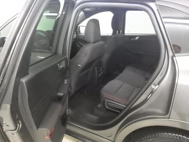 Ford KUGA 150pk ST-Line Trekhaak Ad. Cruise Camera Winter Parking Dodehoek pack El. Achterklep Dealeronderhouden