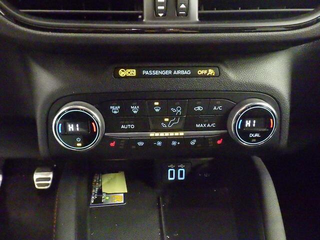 Ford KUGA 150pk ST-Line Trekhaak Ad. Cruise Camera Winter Parking Dodehoek pack El. Achterklep Dealeronderhouden