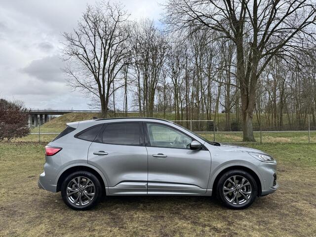 Ford KUGA 1.5 EB 150PK ST-Line X | TREKHAAK 1.800KG | WINTERPACK | BLIS | ADAP. CRUISE | LED MATRIX | HEADUP |