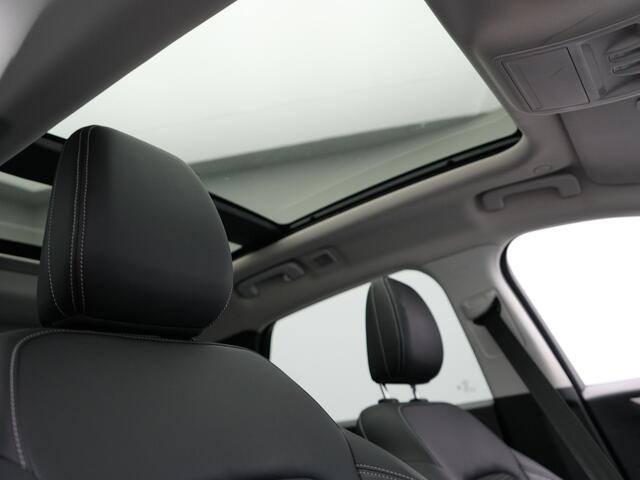 Ford KUGA 2.5 Titanium X Plug In Hybrid 225pk dealer O.H PHEV | Trekhaak af Fabriek | Panodak | Adaptive Cruise | B & O Sound | Head Up | Keyless | Stuur & Stoelverwarming | 360 Camera |