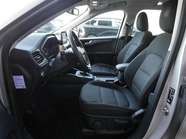 Ford KUGA 2.0 TDCi Titanium | Diesel | Trekhaak | 1900KG trekgewicht | Keyless entry en start | Lichtmetalen velgen | Navigatie | Climate control | Parkeersensoren achter