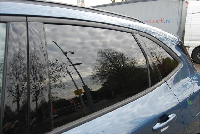 Ford KUGA 1.5 EcoBoost ST-Line X 150pk | ELEKTR. TREKHAAK | PANORAMADAK | WINTERPACK | ADAPT. CRUISE | LED.MATRIX | ELEKTR.KLEP