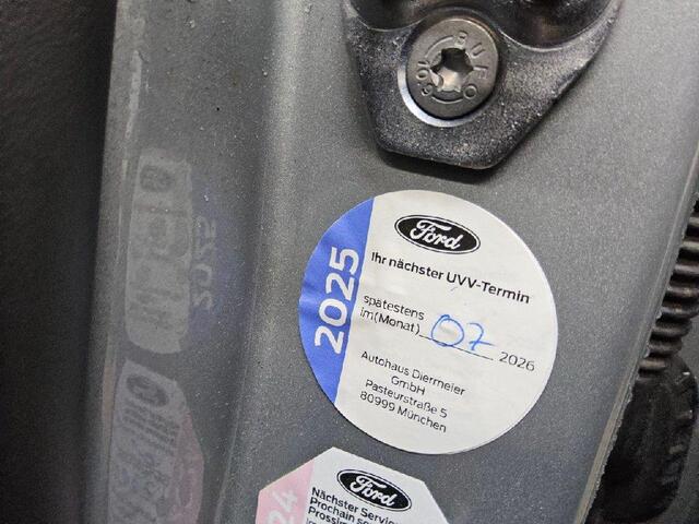 Ford KUGA 2.5 PHEV Vignale Automaat / 1.500 kg trekgewicht / Leder / Adaptieve CC / Dode hoek detectie / Parkeer assistent / Stuur-, stoel- en achterbankverwarming / B&O sound / Navigatie / Apple Carplay Android / 18" LM wielen / Inclusief winterwielen /