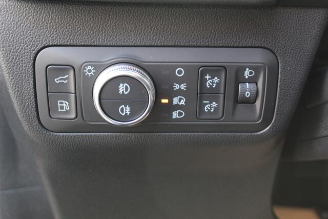 Ford KUGA 2.5 225 pk PHEV ST-Line X , 225pk , 1500kg Trekgwicht Winter Pack, Cruise Contol, Climate Control, Camera