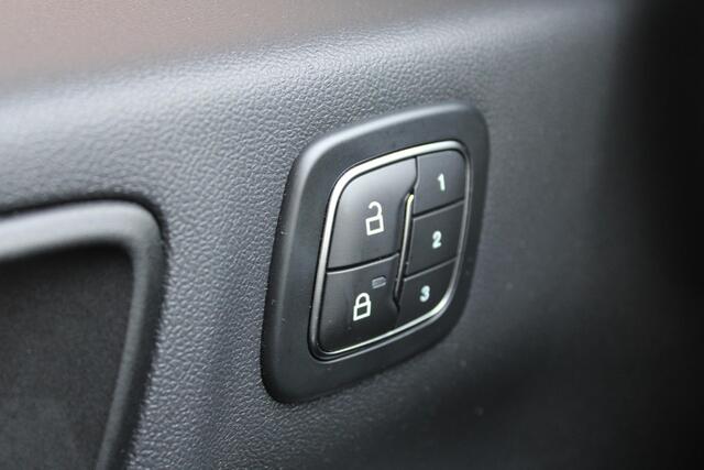 Ford KUGA 2.5 PHEV ST-Line X | Winterpack | AGR Stoelen | Electrische Achterklep | B & O Sound