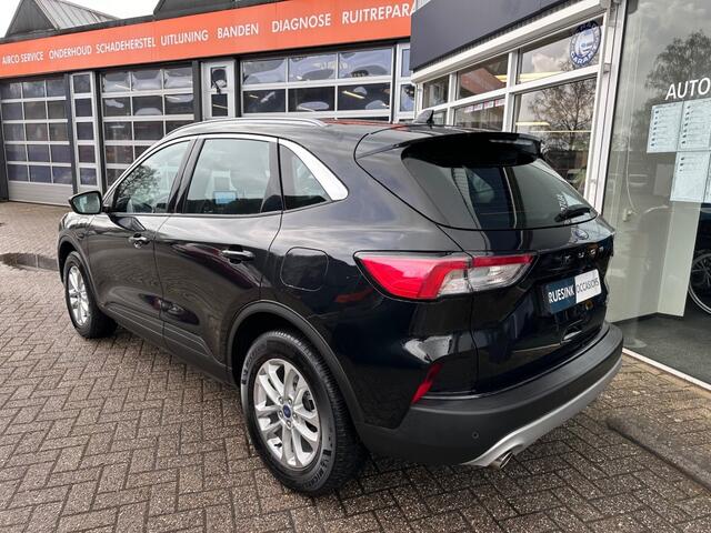 Ford KUGA 2.5 PHEV TITANIUM