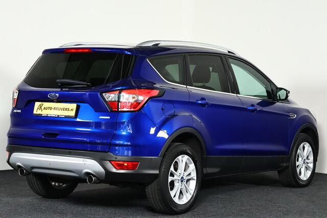 Ford KUGA 1.5 EcoBoost Titanium / Navi / Bi-Xenon / Navi / CarPlay / Camera