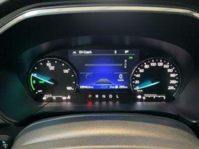 Ford KUGA 2.5 Plug-in Hybrid Titanium | 225 PK | Winterpack | 18 inch velgen | Navigatie | Dealer onderhouden