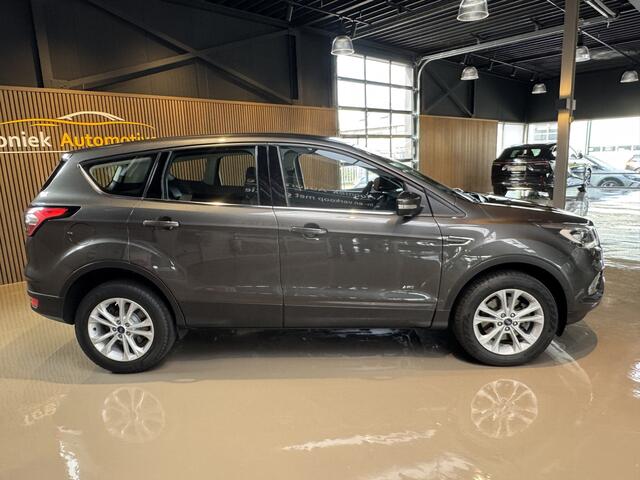 Ford KUGA 2.5 PHEV ST-Line