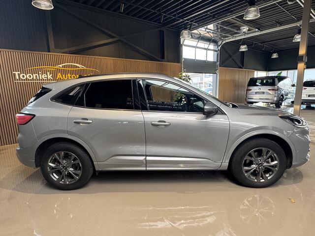 Ford KUGA 2.5 PHEV ST-Line