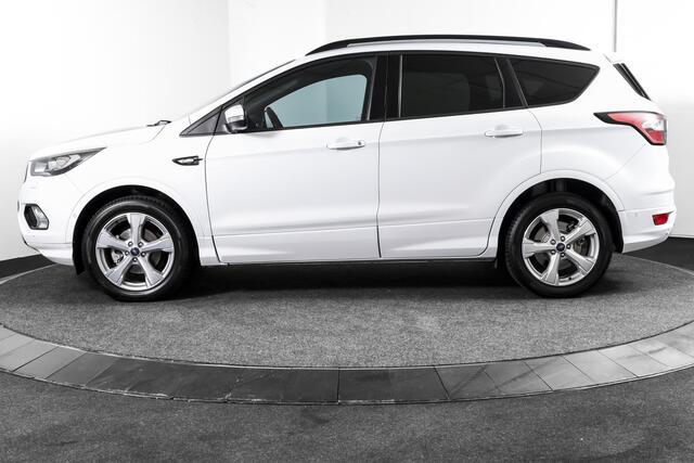 Ford KUGA 1.5 EcoBoost 150 PK ST Line | Cruise | Winterpakket | PDC | Camera | Bi-Xenon | NAV + App. Connect | ECC | Elek. Klep | Afn. Trekhaak | LM 18" |