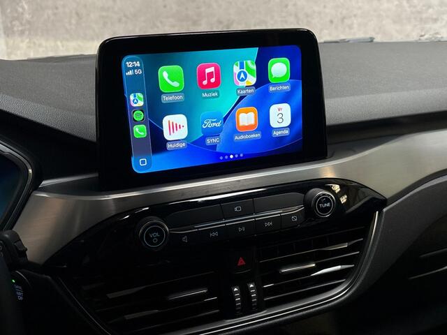 Ford KUGA Titanium X 225Pk Automaat (VIRTUAL COCKPIT, APPLE CARPLAY, GROOT NAVI, STOELVERWARMING, CAMERA, SPORTSTOELEN, ADAPTIVE CRUISE, LANE ASSIST, NIEUWSTAAT)