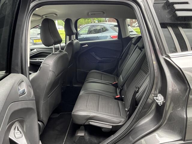 Ford KUGA 1.5 EcoBoost Titanium 150pk/110kW 6-bak | Trekhaak | Elektr. achterklep | Bi-Xenon | Camera | Winter Pack | etc. etc.