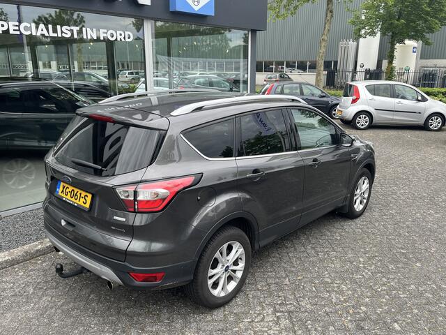 Ford KUGA 1.5 EcoBoost Titanium 150pk/110kW 6-bak | Trekhaak | Elektr. achterklep | Bi-Xenon | Camera | Winter Pack | etc. etc.