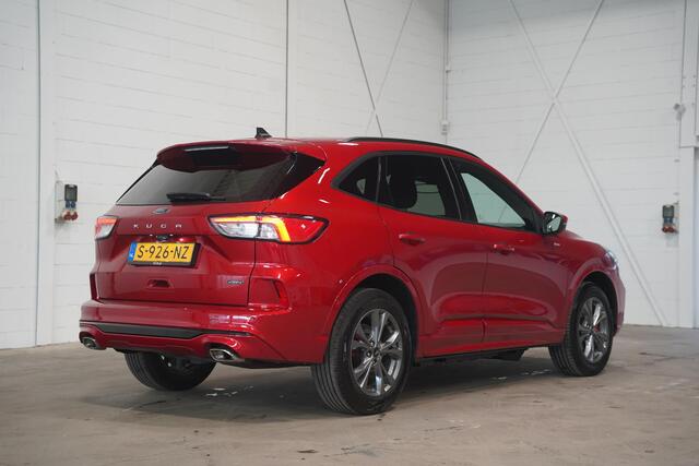 Ford KUGA 2.5 PHEV ST-Line Automaat | Achteruitrijcamera | Parkeersensoren voor en achter | Cruise control | Apple carplay & Android auto |