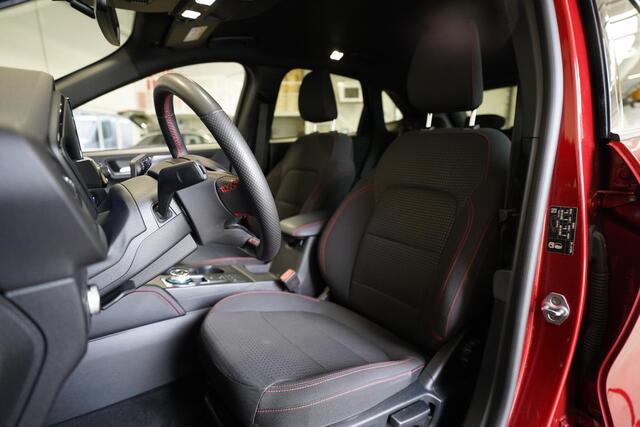 Ford KUGA 2.5 PHEV ST-Line Automaat | Achteruitrijcamera | Parkeersensoren voor en achter | Cruise control | Apple carplay & Android auto |